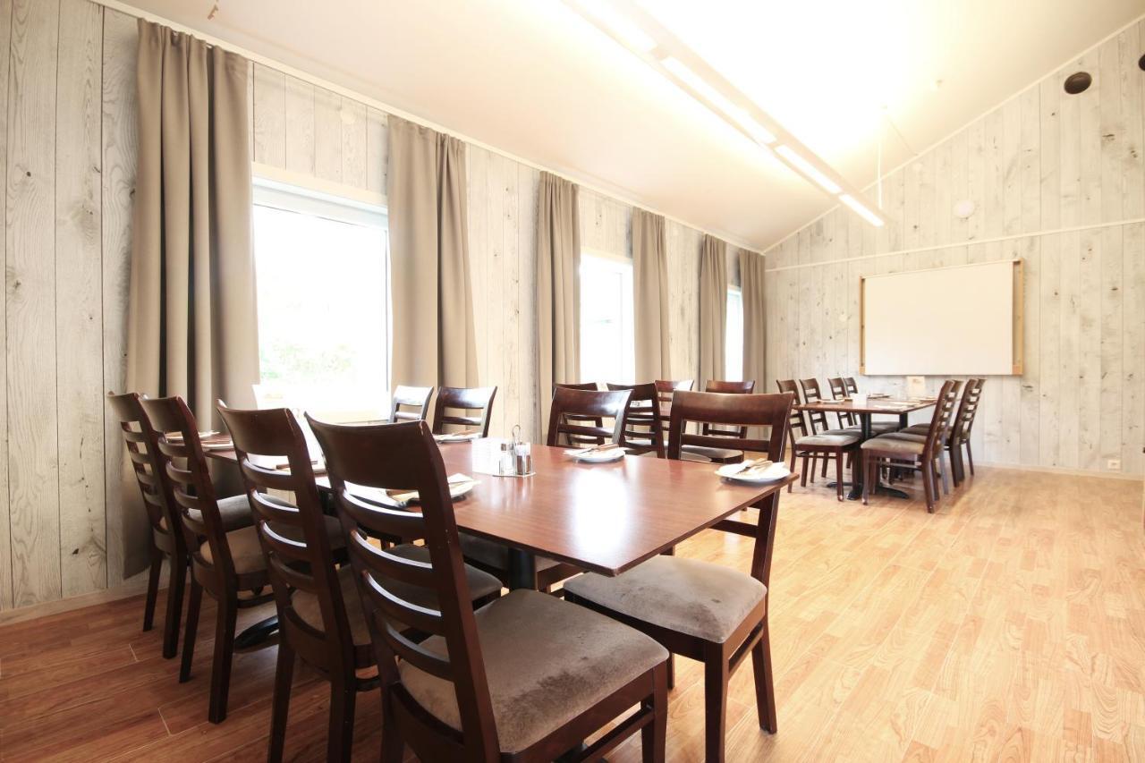 Napoli Resturant & Hotell As Sandnessjoen Buitenkant foto